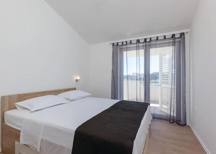 Appartement Stunning In With Wifi Split
