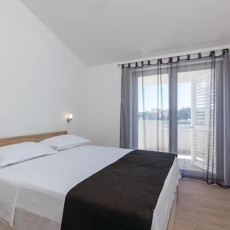 Apartamento 2 Bedroom Amazing In Split